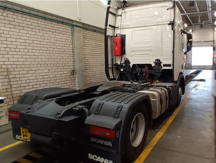 Scania R 450 - Vetopöytäauto: kuva Scania R 450 - Vetopöytäauto Scania R 450 - Vetopöytäauto: kuva Scania R 450 - Vetopöytäauto