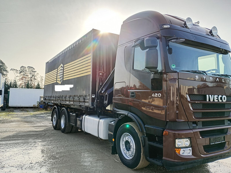 Iveco AS260S42Y/FS - Pressukapelli kuorma-auto, Nosturiauto: kuva Iveco AS260S42Y/FS - Pressukapelli kuorma-auto, Nosturiauto Iveco AS260S42Y/FS - Pressukapelli kuorma-auto, Nosturiauto: kuva Iveco AS260S42Y/FS - Pressukapelli kuorma-auto, Nosturiauto