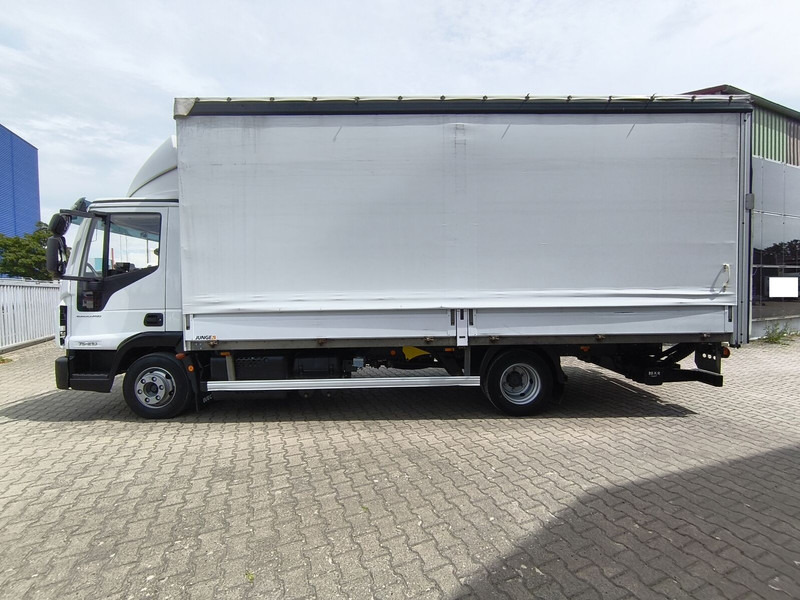 Iveco Eurocargo 75-210 Plane 3-Sitzer 4x2 Euro 6 LBW (20) - Pressukapelli kuorma-auto: kuva Iveco Eurocargo 75-210 Plane 3-Sitzer 4x2 Euro 6 LBW (20) - Pressukapelli kuorma-auto Iveco Eurocargo 75-210 Plane 3-Sitzer 4x2 Euro 6 LBW (20) - Pressukapelli kuorma-auto: kuva Iveco Eurocargo 75-210 Plane 3-Sitzer 4x2 Euro 6 LBW (20) - Pressukapelli kuorma-auto