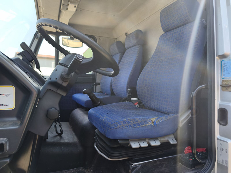 Leasing MAN LE 10.220 MAN LE 10.220: kuva Leasing MAN LE 10.220 MAN LE 10.220 Leasing MAN LE 10.220 MAN LE 10.220: kuva Leasing MAN LE 10.220 MAN LE 10.220