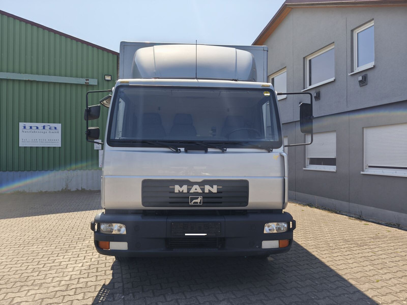 MAN LE 10.220 - Umpikori kuorma-auto: kuva MAN LE 10.220 - Umpikori kuorma-auto MAN LE 10.220 - Umpikori kuorma-auto: kuva MAN LE 10.220 - Umpikori kuorma-auto