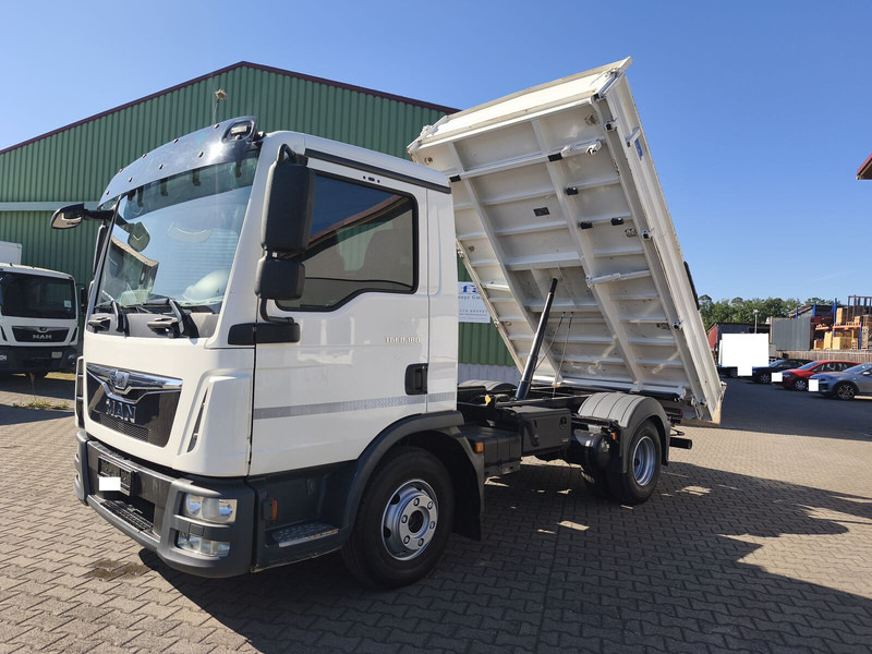 MAN TGL 8.180 - Kippiauto kuorma-auto: kuva MAN TGL 8.180 - Kippiauto kuorma-auto MAN TGL 8.180 - Kippiauto kuorma-auto: kuva MAN TGL 8.180 - Kippiauto kuorma-auto