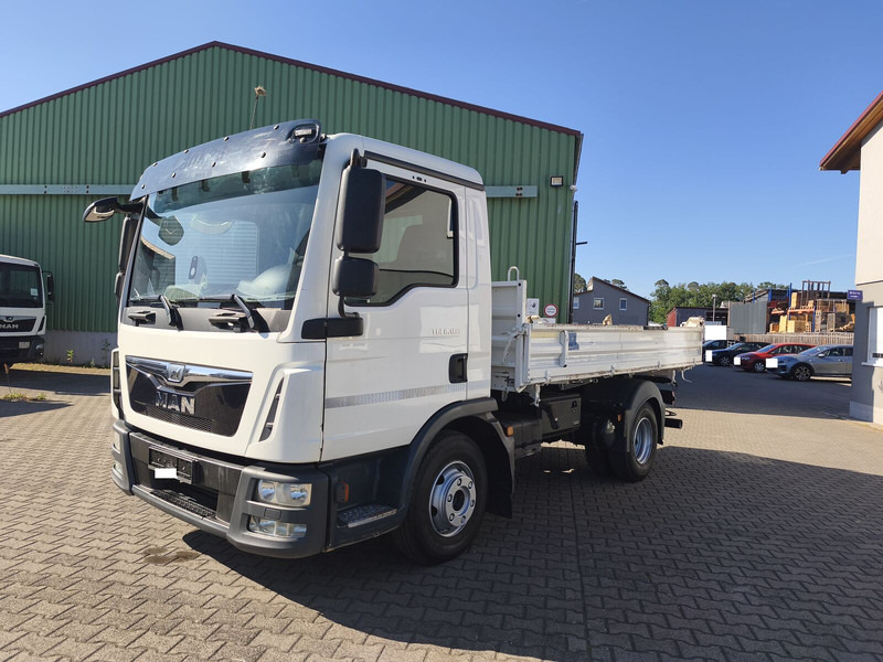 MAN TGL 8.180 - Kippiauto kuorma-auto: kuva MAN TGL 8.180 - Kippiauto kuorma-auto MAN TGL 8.180 - Kippiauto kuorma-auto: kuva MAN TGL 8.180 - Kippiauto kuorma-auto