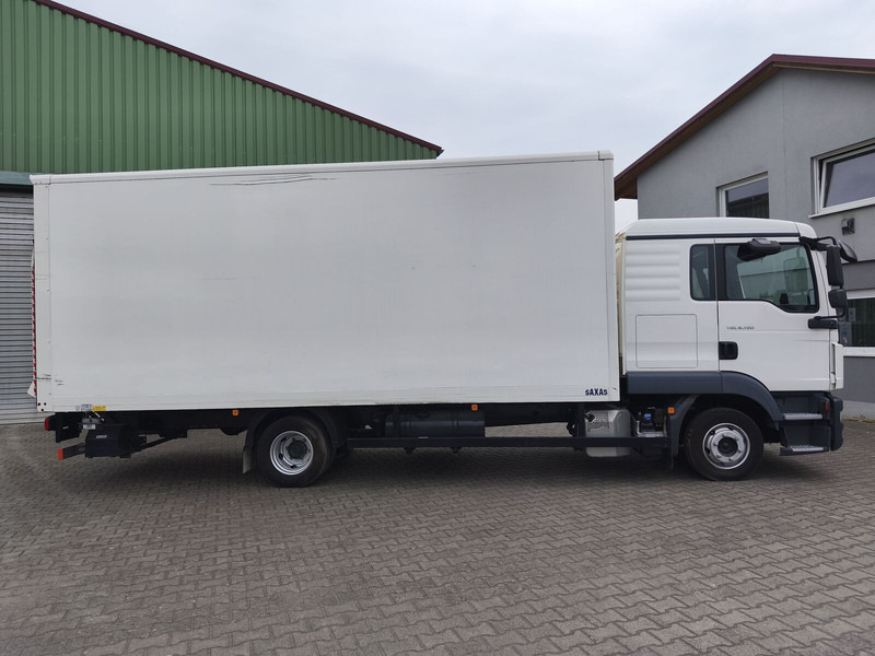 MAN TGL 8.190 TÜV NEU - Umpikori kuorma-auto: kuva MAN TGL 8.190 TÜV NEU - Umpikori kuorma-auto MAN TGL 8.190 TÜV NEU - Umpikori kuorma-auto: kuva MAN TGL 8.190 TÜV NEU - Umpikori kuorma-auto