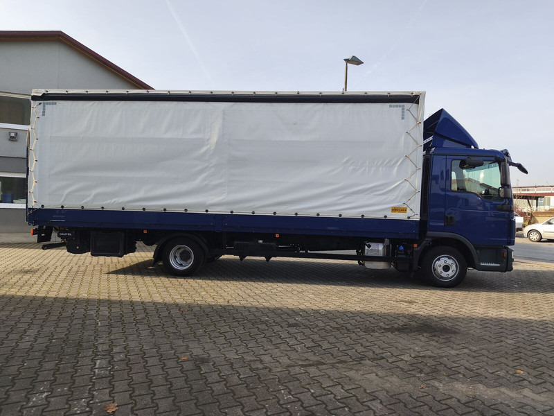 MAN TGL 8.220 4x2 Euro 6 LBW AHK (19) - Pressukapelli kuorma-auto: kuva MAN TGL 8.220 4x2 Euro 6 LBW AHK (19) - Pressukapelli kuorma-auto MAN TGL 8.220 4x2 Euro 6 LBW AHK (19) - Pressukapelli kuorma-auto: kuva MAN TGL 8.220 4x2 Euro 6 LBW AHK (19) - Pressukapelli kuorma-auto