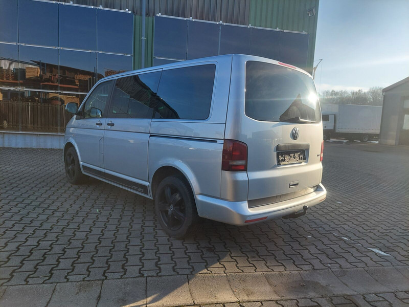 Volkswagen Transporter Multivan AHK Doppelklima Tisch Leder 7-Sitzer - Minibussi, Pikkubussi: kuva Volkswagen Transporter Multivan AHK Doppelklima Tisch Leder 7-Sitzer - Minibussi, Pikkubussi Volkswagen Transporter Multivan AHK Doppelklima Tisch Leder 7-Sitzer - Minibussi, Pikkubussi: kuva Volkswagen Transporter Multivan AHK Doppelklima Tisch Leder 7-Sitzer - Minibussi, Pikkubussi