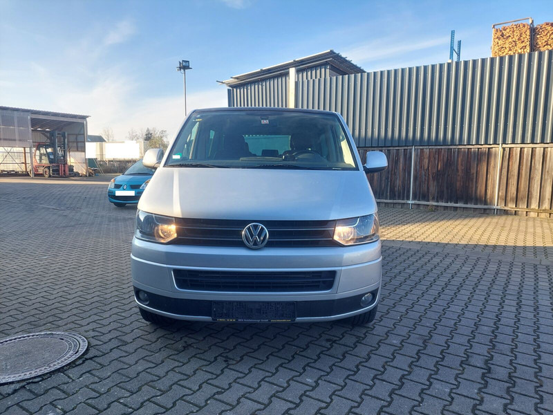 Volkswagen Transporter Multivan AHK Doppelklima Tisch Leder 7-Sitzer - Minibussi, Pikkubussi: kuva Volkswagen Transporter Multivan AHK Doppelklima Tisch Leder 7-Sitzer - Minibussi, Pikkubussi Volkswagen Transporter Multivan AHK Doppelklima Tisch Leder 7-Sitzer - Minibussi, Pikkubussi: kuva Volkswagen Transporter Multivan AHK Doppelklima Tisch Leder 7-Sitzer - Minibussi, Pikkubussi