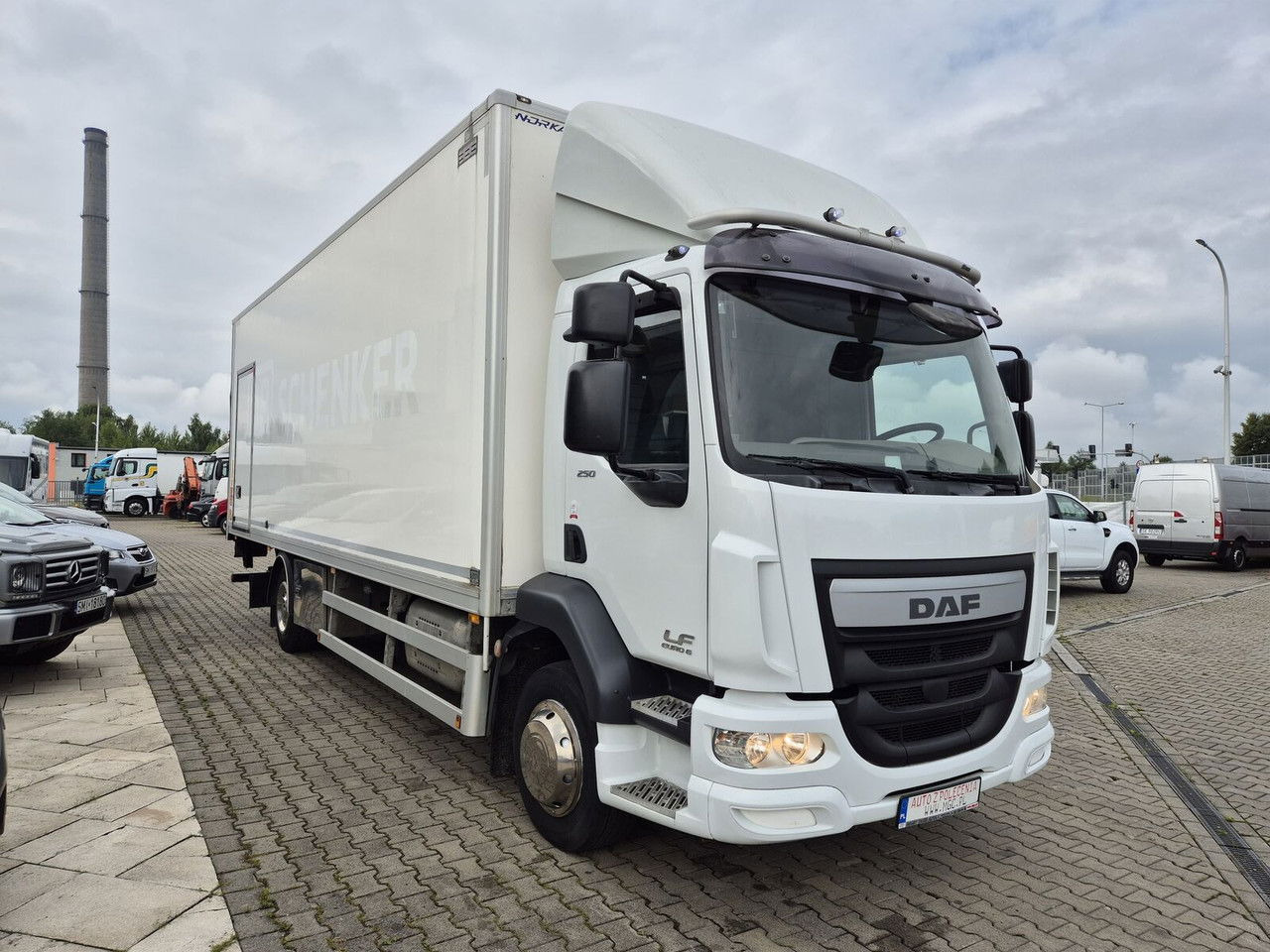 DAF LF 250 FA / 3 Seats / Works Great - Umpikori kuorma-auto: kuva DAF LF 250 FA / 3 Seats / Works Great - Umpikori kuorma-auto DAF LF 250 FA / 3 Seats / Works Great - Umpikori kuorma-auto: kuva DAF LF 250 FA / 3 Seats / Works Great - Umpikori kuorma-auto