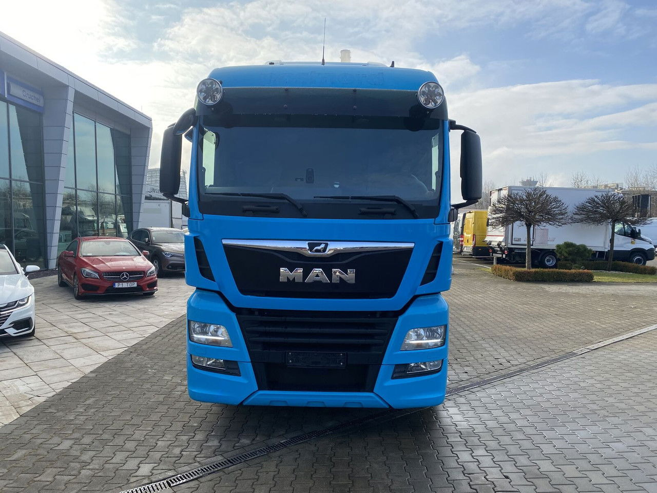 MAN TGX 26.500 /NEW Service AT MAN/ Technical warranty in All Europe - Kuorma-auto alusta: kuva MAN TGX 26.500 /NEW Service AT MAN/ Technical warranty in All Europe - Kuorma-auto alusta MAN TGX 26.500 /NEW Service AT MAN/ Technical warranty in All Europe - Kuorma-auto alusta: kuva MAN TGX 26.500 /NEW Service AT MAN/ Technical warranty in All Europe - Kuorma-auto alusta