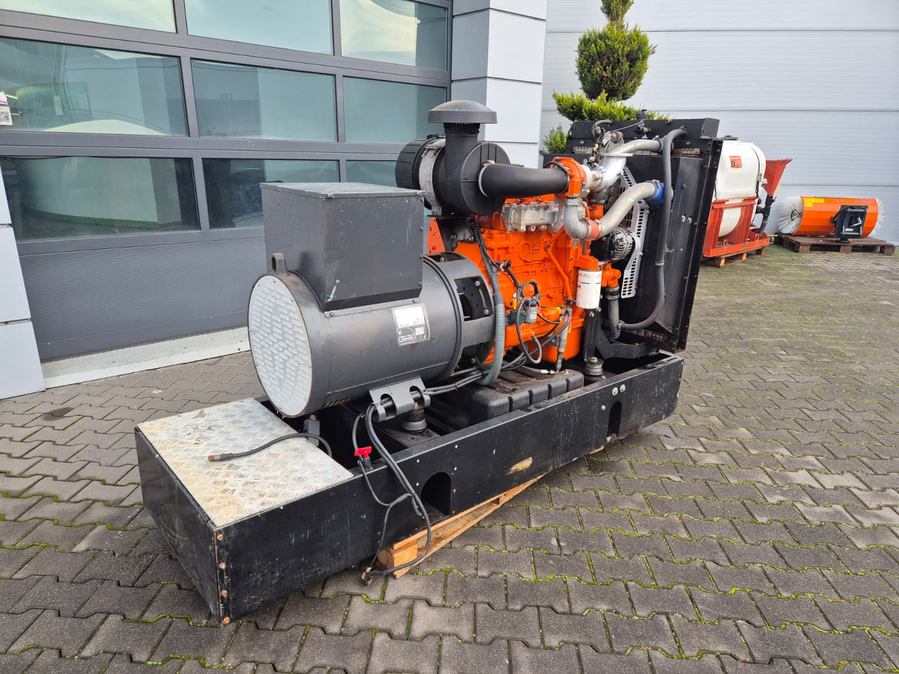 MECALAC ECP34 2S4 - Iveco Engine,126kVA,New oils, filters, Mecc Alte ECP34 2S4 - Iveco Engine,126kVA,New oils, filters, Like New - Sähkögeneraattori: kuva MECALAC ECP34 2S4 - Iveco Engine,126kVA,New oils, filters, Mecc Alte ECP34 2S4 - Iveco Engine,126kVA,New oils, filters, Like New - Sähkögeneraattori MECALAC ECP34 2S4 - Iveco Engine,126kVA,New oils, filters, Mecc Alte ECP34 2S4 - Iveco Engine,126kVA,New oils, filters, Like New - Sähkögeneraattori: kuva MECALAC ECP34 2S4 - Iveco Engine,126kVA,New oils, filters, Mecc Alte ECP34 2S4 - Iveco Engine,126kVA,New oils, filters, Like New - Sähkögeneraattori