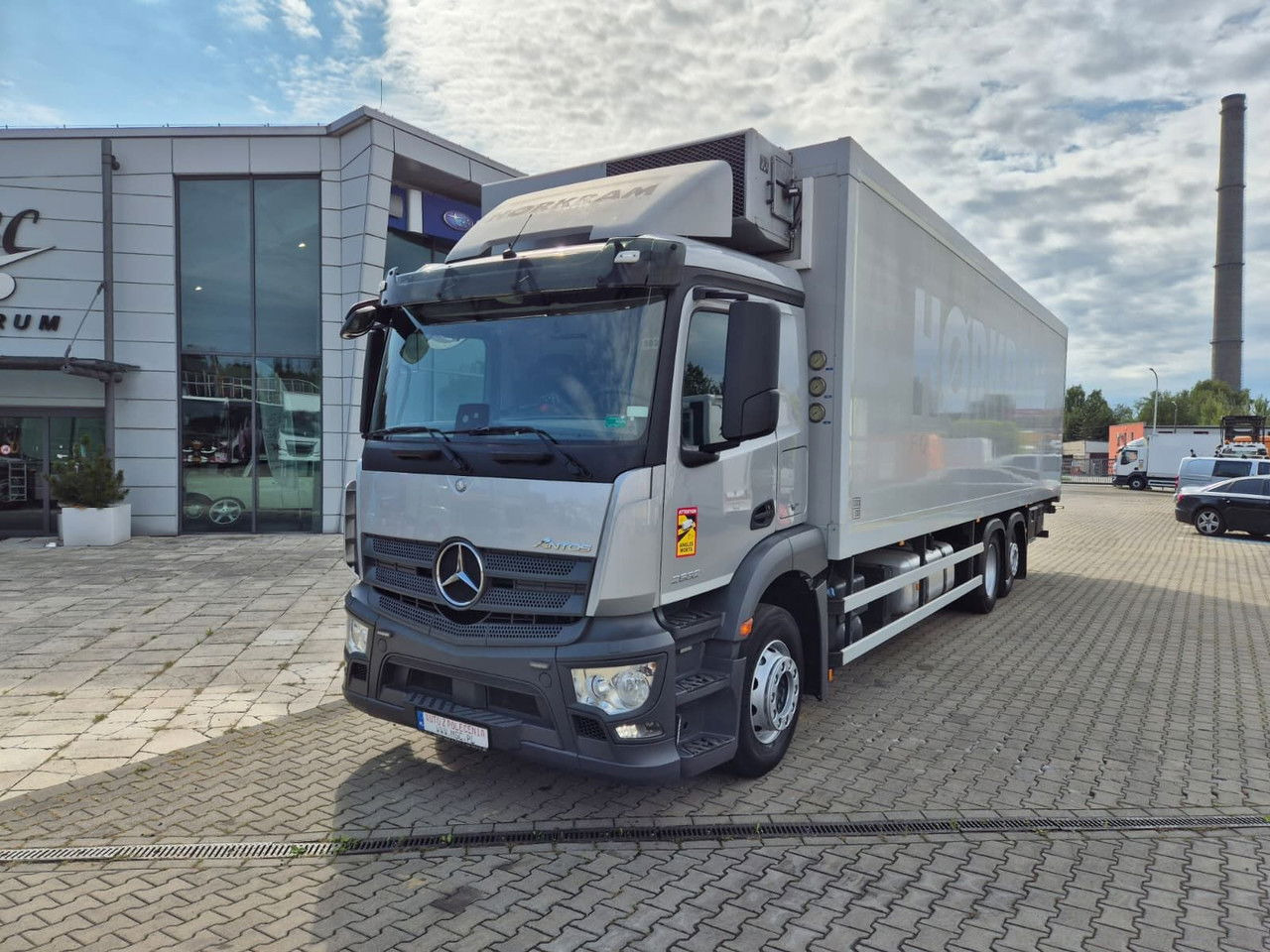 Mercedes-Benz Antos 2532 L - Refrigeraattori kuorma-auto: kuva  Mercedes-Benz Antos 2532 L - Refrigeraattori kuorma-auto Mercedes-Benz Antos 2532 L - Refrigeraattori kuorma-auto: kuva  Mercedes-Benz Antos 2532 L - Refrigeraattori kuorma-auto