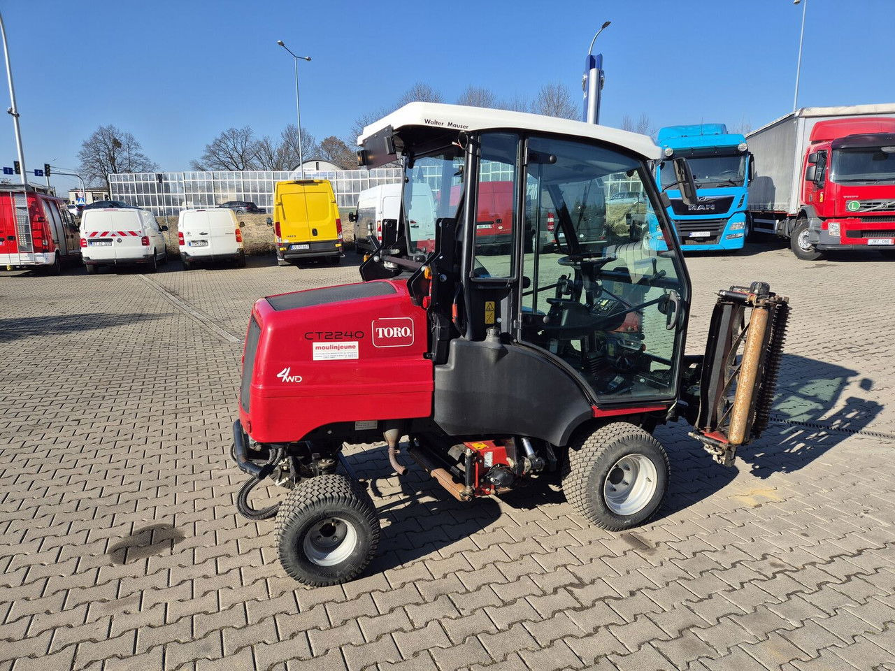 TORO Toro CT2240 / 4WD / Like NEW / Only 1681MTH - Ruohonleikkuri: kuva TORO Toro CT2240 / 4WD / Like NEW / Only 1681MTH - Ruohonleikkuri TORO Toro CT2240 / 4WD / Like NEW / Only 1681MTH - Ruohonleikkuri: kuva TORO Toro CT2240 / 4WD / Like NEW / Only 1681MTH - Ruohonleikkuri