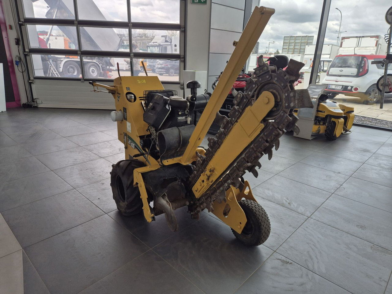 Vermeer RT 100 / Trench SAW / Mini Chain Excavator / IDE AL FOR Cables - Ojankaivuukone: kuva Vermeer RT 100 / Trench SAW / Mini Chain Excavator / IDE AL FOR Cables - Ojankaivuukone Vermeer RT 100 / Trench SAW / Mini Chain Excavator / IDE AL FOR Cables - Ojankaivuukone: kuva Vermeer RT 100 / Trench SAW / Mini Chain Excavator / IDE AL FOR Cables - Ojankaivuukone
