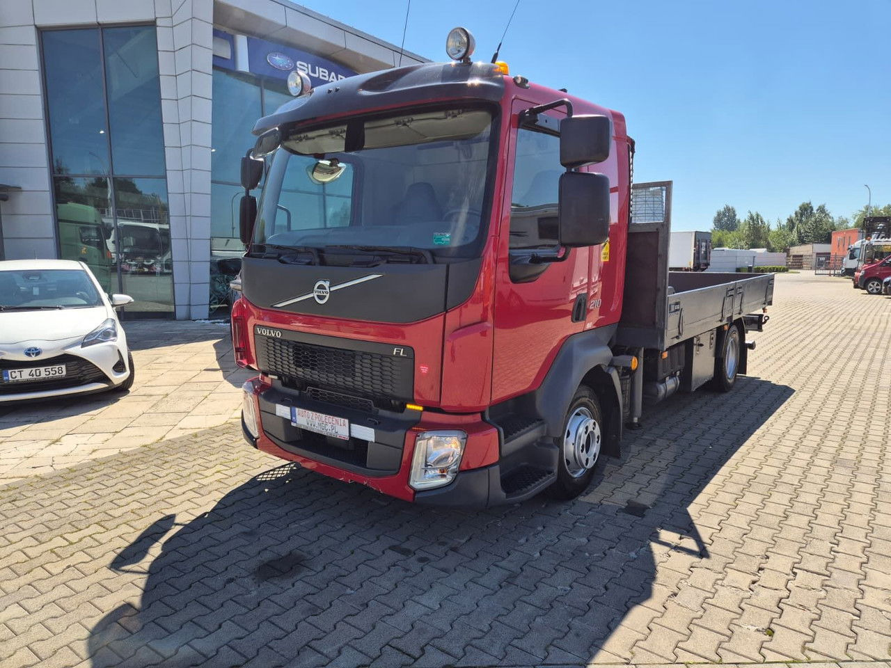 Volvo FL 210 1 Owner / LOW KM / Fassi - Lava-kuorma-auto, Nosturiauto: kuva Volvo FL 210 1 Owner / LOW KM / Fassi - Lava-kuorma-auto, Nosturiauto Volvo FL 210 1 Owner / LOW KM / Fassi - Lava-kuorma-auto, Nosturiauto: kuva Volvo FL 210 1 Owner / LOW KM / Fassi - Lava-kuorma-auto, Nosturiauto