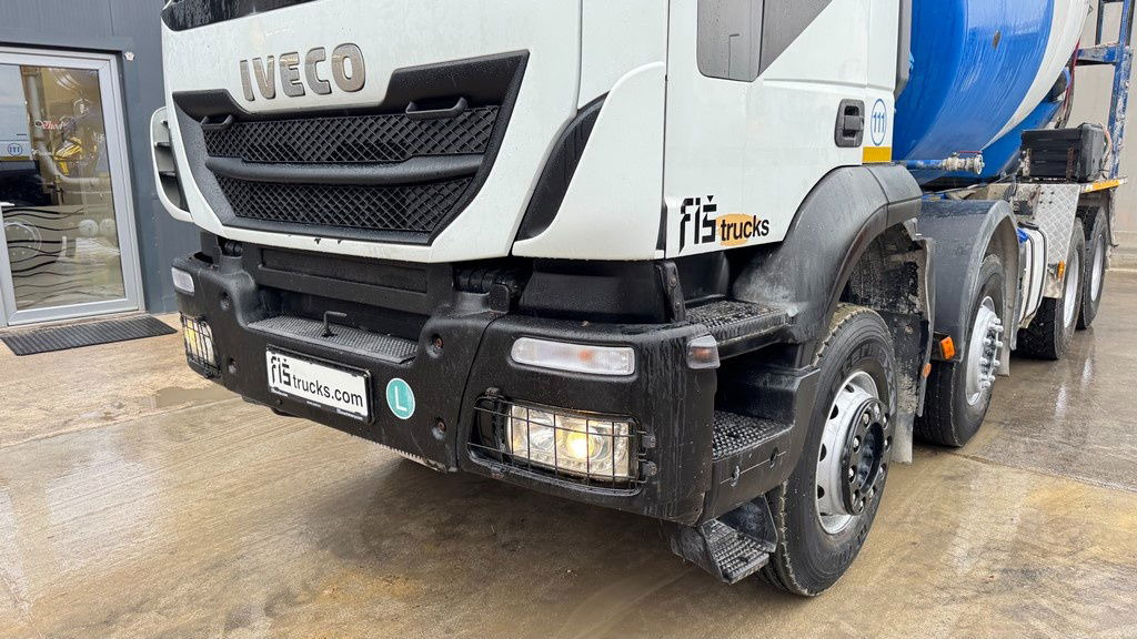 Iveco Trakker AD340TB45 8x4 mixer 9m3 - Betoniauto: kuva Iveco Trakker AD340TB45 8x4 mixer 9m3 - Betoniauto Iveco Trakker AD340TB45 8x4 mixer 9m3 - Betoniauto: kuva Iveco Trakker AD340TB45 8x4 mixer 9m3 - Betoniauto