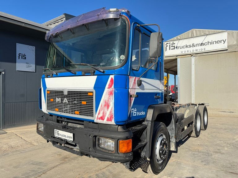 MAN 25.272 6x4 chassis- complete spring - Kuorma-auto alusta: kuva MAN 25.272 6x4 chassis- complete spring - Kuorma-auto alusta MAN 25.272 6x4 chassis- complete spring - Kuorma-auto alusta: kuva MAN 25.272 6x4 chassis- complete spring - Kuorma-auto alusta