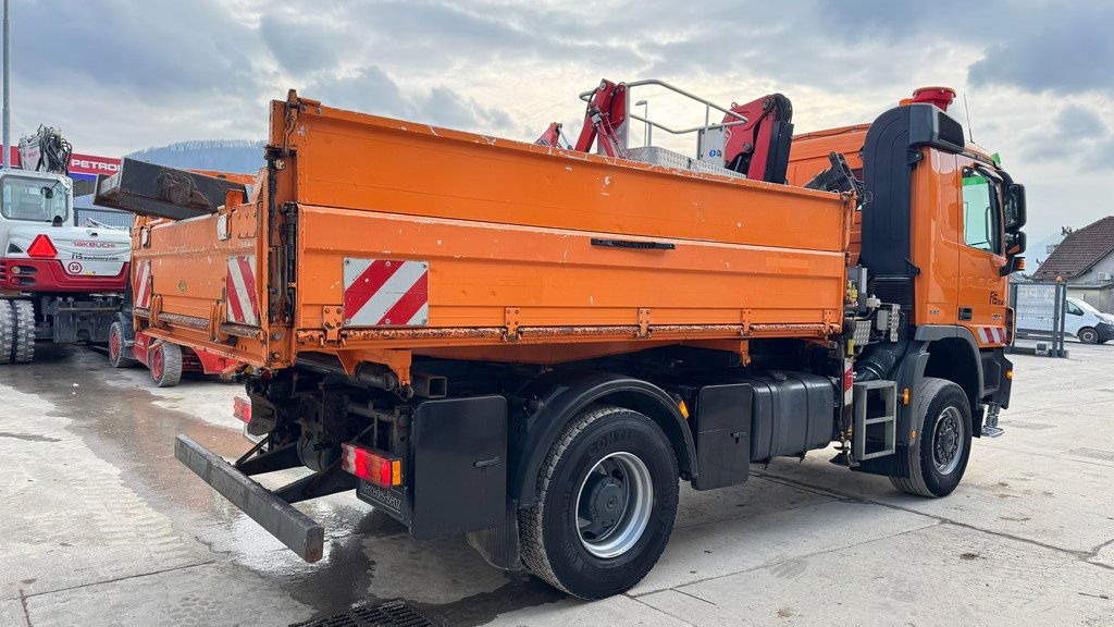 Mercedes-Benz Actros 1832 AK tipper 4x4 - crane Fassi 9.2M - remote control - Kippiauto kuorma-auto: kuva Mercedes-Benz Actros 1832 AK tipper 4x4 - crane Fassi 9.2M - remote control - Kippiauto kuorma-auto Mercedes-Benz Actros 1832 AK tipper 4x4 - crane Fassi 9.2M - remote control - Kippiauto kuorma-auto: kuva Mercedes-Benz Actros 1832 AK tipper 4x4 - crane Fassi 9.2M - remote control - Kippiauto kuorma-auto