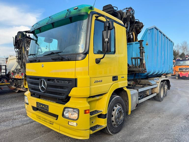 Mercedes-Benz Actros 2546 6x2 abroll tipper - crane LIV - scissors - retarder - lifting axle - Konttialus/ Vaihtokuormatilat kuorma-auto: kuva Mercedes-Benz Actros 2546 6x2 abroll tipper - crane LIV - scissors - retarder - lifting axle - Konttialus/ Vaihtokuormatilat kuorma-auto Mercedes-Benz Actros 2546 6x2 abroll tipper - crane LIV - scissors - retarder - lifting axle - Konttialus/ Vaihtokuormatilat kuorma-auto: kuva Mercedes-Benz Actros 2546 6x2 abroll tipper - crane LIV - scissors - retarder - lifting axle - Konttialus/ Vaihtokuormatilat kuorma-auto