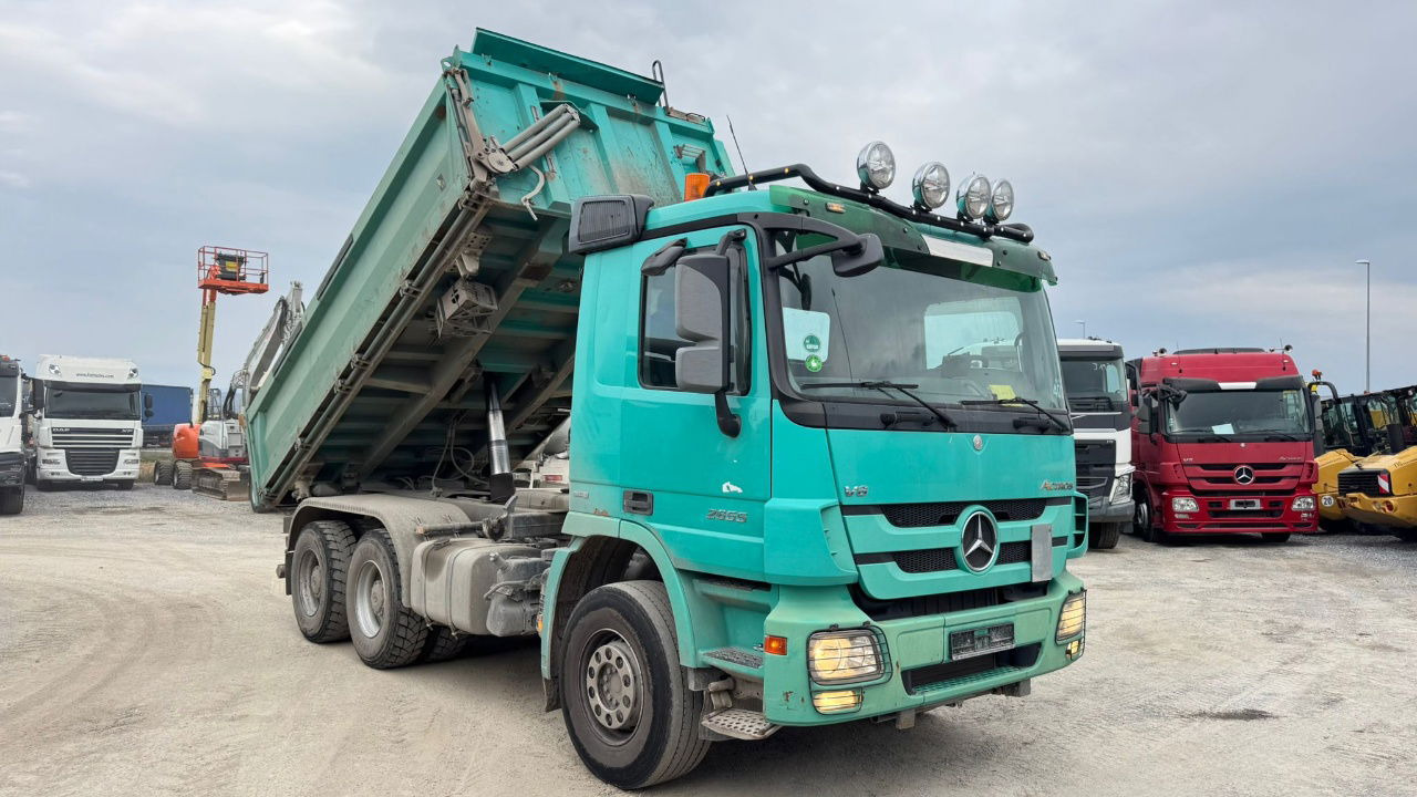 Leasing  Mercedes-Benz Actros 2655 6x4 meiller bordmatic tipper - retarder - V8 Mercedes-Benz Actros 2655 6x4 meiller bordmatic tipper - retarder - V8: kuva Leasing  Mercedes-Benz Actros 2655 6x4 meiller bordmatic tipper - retarder - V8 Mercedes-Benz Actros 2655 6x4 meiller bordmatic tipper - retarder - V8