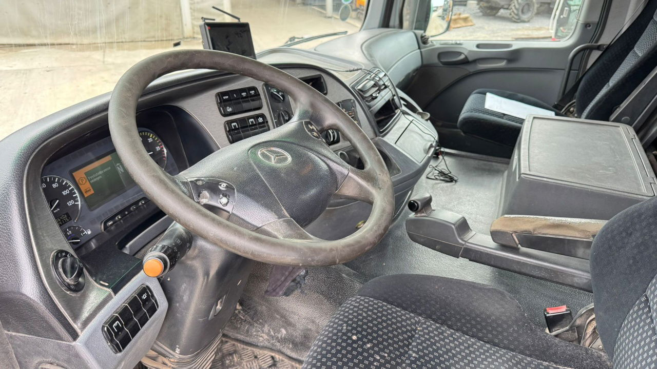 Leasing  Mercedes-Benz Actros 2655 6x4 meiller bordmatic tipper - retarder - V8 Mercedes-Benz Actros 2655 6x4 meiller bordmatic tipper - retarder - V8: kuva Leasing  Mercedes-Benz Actros 2655 6x4 meiller bordmatic tipper - retarder - V8 Mercedes-Benz Actros 2655 6x4 meiller bordmatic tipper - retarder - V8