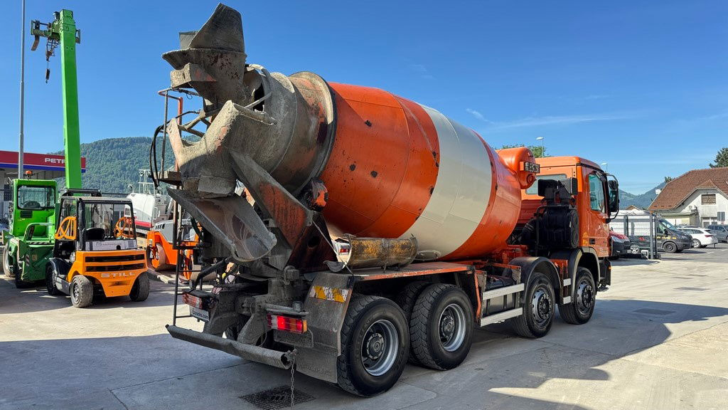 Mercedes-Benz Actros 3241 8x4 mixer 9m3 - Betoniauto: kuva Mercedes-Benz Actros 3241 8x4 mixer 9m3 - Betoniauto Mercedes-Benz Actros 3241 8x4 mixer 9m3 - Betoniauto: kuva Mercedes-Benz Actros 3241 8x4 mixer 9m3 - Betoniauto