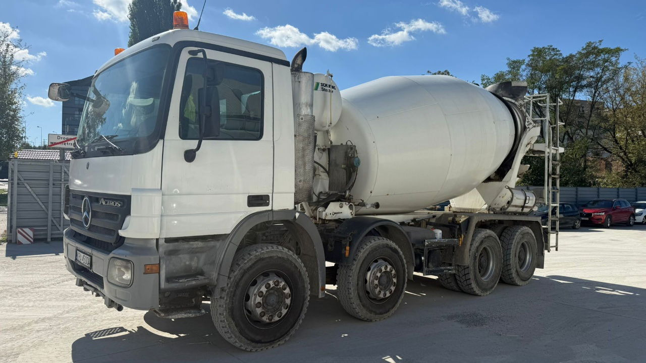 Mercedes-Benz Actros 3532 8x4 beton Schwing mixer 10m3 - Betoniauto: kuva Mercedes-Benz Actros 3532 8x4 beton Schwing mixer 10m3 - Betoniauto Mercedes-Benz Actros 3532 8x4 beton Schwing mixer 10m3 - Betoniauto: kuva Mercedes-Benz Actros 3532 8x4 beton Schwing mixer 10m3 - Betoniauto