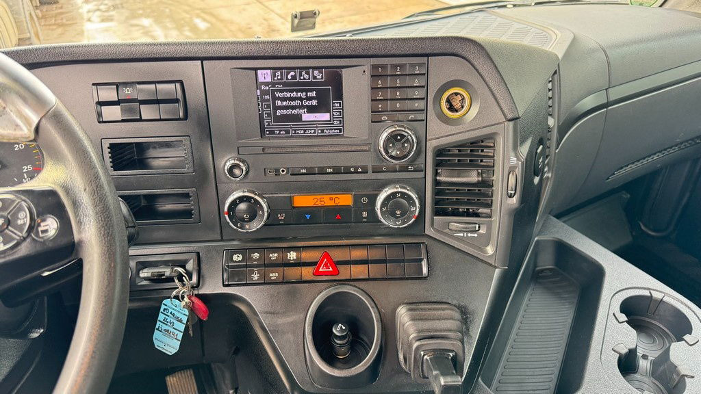 Kippiauto kuorma-auto Mercedes-Benz Arocs 2643 6X4 meiller bordmatic tipper: kuva Kippiauto kuorma-auto Mercedes-Benz Arocs 2643 6X4 meiller bordmatic tipper