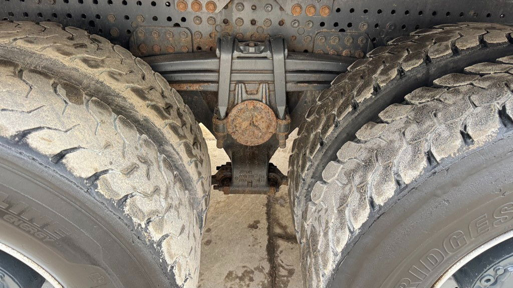 Kippiauto kuorma-auto Mercedes-Benz Arocs 2643 6X4 meiller bordmatic tipper: kuva Kippiauto kuorma-auto Mercedes-Benz Arocs 2643 6X4 meiller bordmatic tipper