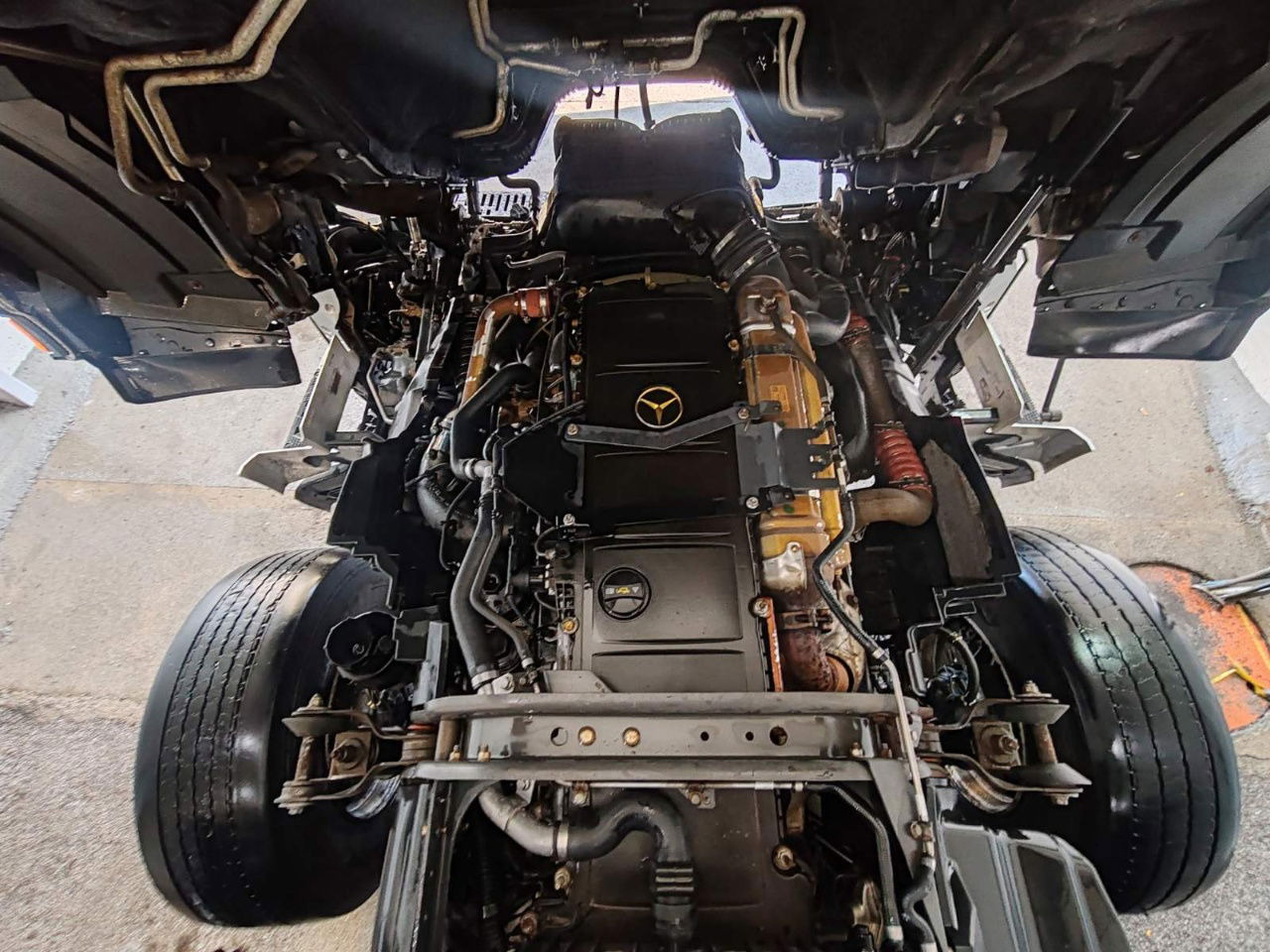 Kippiauto kuorma-auto Mercedes-Benz Arocs 2643 6X4 meiller bordmatic tipper: kuva Kippiauto kuorma-auto Mercedes-Benz Arocs 2643 6X4 meiller bordmatic tipper