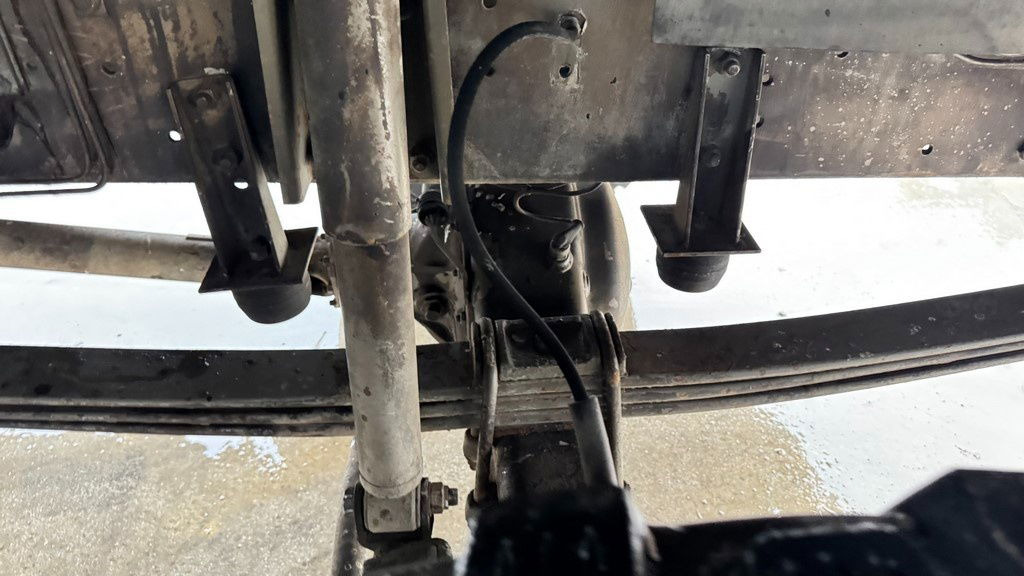 Steyr 12M18 4X4 stake body - ex. truck - Pressukapelli kuorma-auto: kuva Steyr 12M18 4X4 stake body - ex. truck - Pressukapelli kuorma-auto Steyr 12M18 4X4 stake body - ex. truck - Pressukapelli kuorma-auto: kuva Steyr 12M18 4X4 stake body - ex. truck - Pressukapelli kuorma-auto