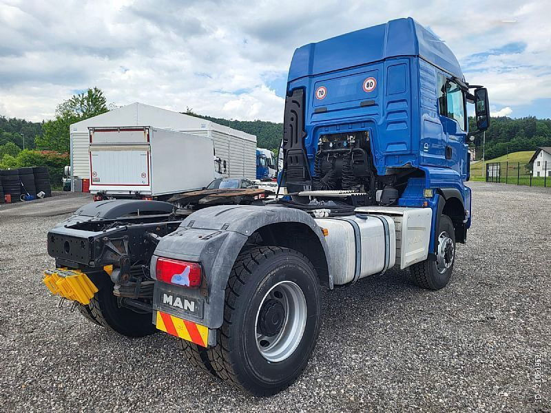 MAN TGS 18.500 4X4 tractor unit - cardan - Vetopöytäauto: kuva MAN TGS 18.500 4X4 tractor unit - cardan - Vetopöytäauto MAN TGS 18.500 4X4 tractor unit - cardan - Vetopöytäauto: kuva MAN TGS 18.500 4X4 tractor unit - cardan - Vetopöytäauto