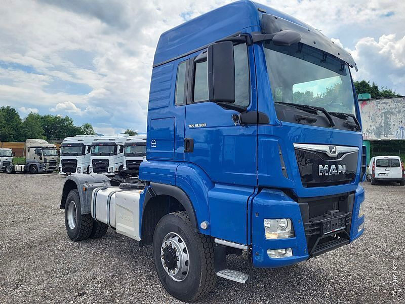 MAN TGS 18.500 4X4 tractor unit - cardan - Vetopöytäauto: kuva MAN TGS 18.500 4X4 tractor unit - cardan - Vetopöytäauto MAN TGS 18.500 4X4 tractor unit - cardan - Vetopöytäauto: kuva MAN TGS 18.500 4X4 tractor unit - cardan - Vetopöytäauto