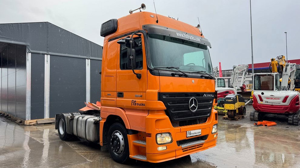 Mercedes-Benz Actros 1844 4x2 - tractor unit - retarder - Vetopöytäauto: kuva Mercedes-Benz Actros 1844 4x2 - tractor unit - retarder - Vetopöytäauto Mercedes-Benz Actros 1844 4x2 - tractor unit - retarder - Vetopöytäauto: kuva Mercedes-Benz Actros 1844 4x2 - tractor unit - retarder - Vetopöytäauto