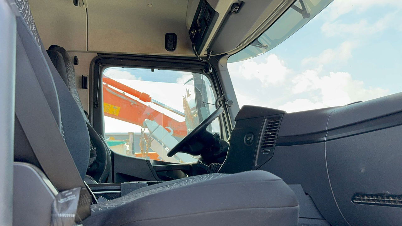 Mercedes-Benz Arocs 1851 LS HAD 4X4 - Euro 6 - retarder - tipper hydraulics - Vetopöytäauto: kuva Mercedes-Benz Arocs 1851 LS HAD 4X4 - Euro 6 - retarder - tipper hydraulics - Vetopöytäauto Mercedes-Benz Arocs 1851 LS HAD 4X4 - Euro 6 - retarder - tipper hydraulics - Vetopöytäauto: kuva Mercedes-Benz Arocs 1851 LS HAD 4X4 - Euro 6 - retarder - tipper hydraulics - Vetopöytäauto