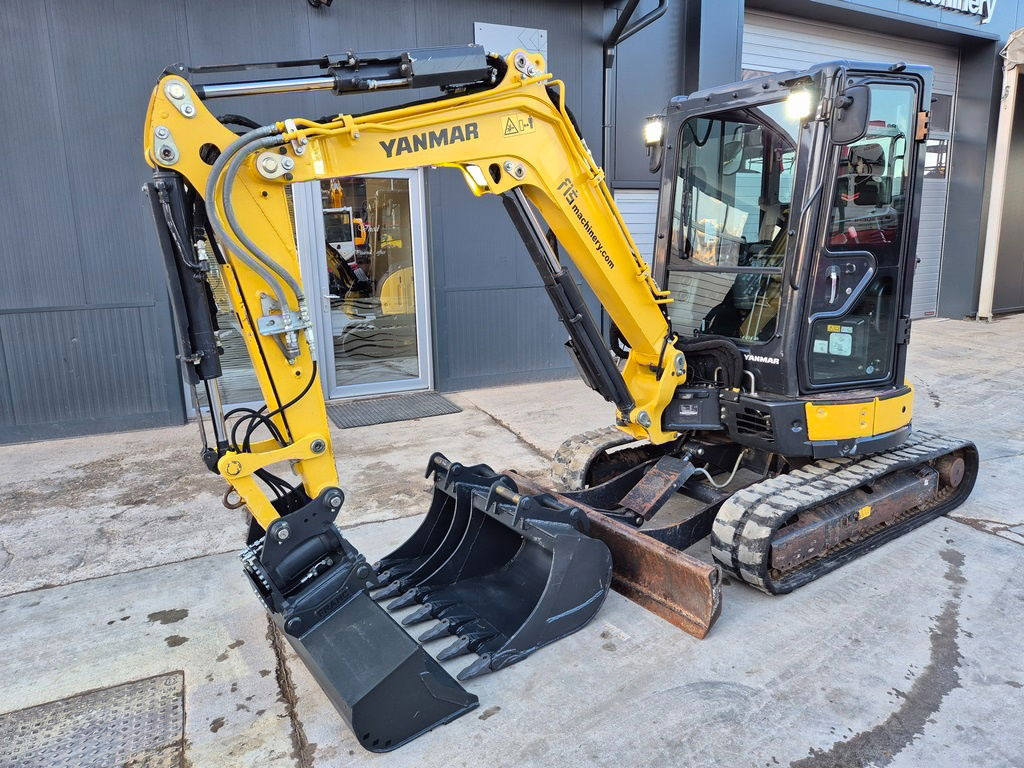 Yanmar VIO33-6 - Powertilt - 3X NEW Buckets - 2020 - Minikuormaaja: kuva  Yanmar VIO33-6 - Powertilt - 3X NEW Buckets - 2020 - Minikuormaaja Yanmar VIO33-6 - Powertilt - 3X NEW Buckets - 2020 - Minikuormaaja: kuva  Yanmar VIO33-6 - Powertilt - 3X NEW Buckets - 2020 - Minikuormaaja