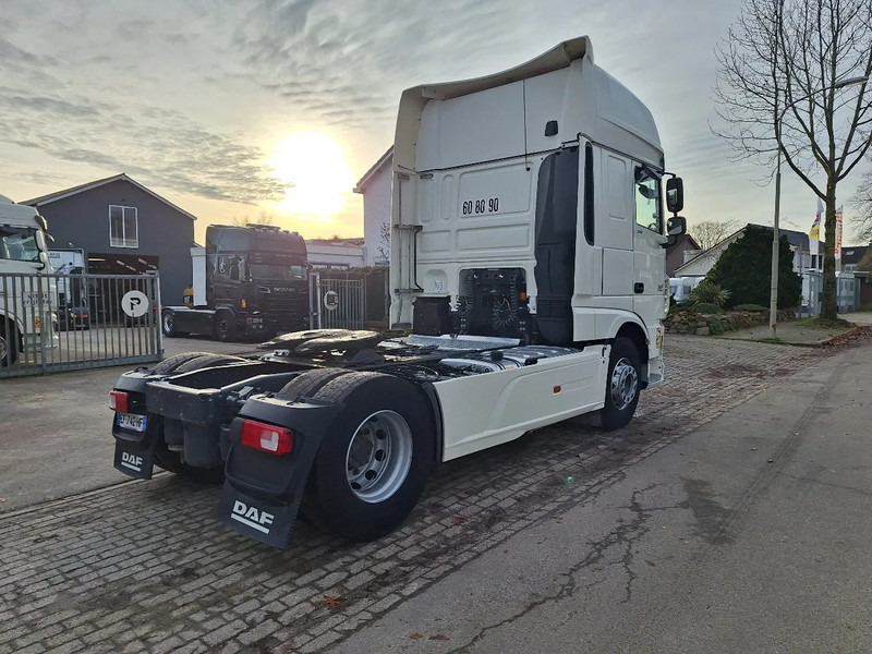DAF XF 510 XHF 510 - Vetopöytäauto: kuva DAF XF 510 XHF 510 - Vetopöytäauto DAF XF 510 XHF 510 - Vetopöytäauto: kuva DAF XF 510 XHF 510 - Vetopöytäauto