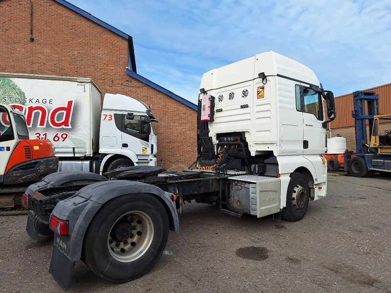 MAN TGX 18.480 TGX 18.480 - Vetopöytäauto: kuva MAN TGX 18.480 TGX 18.480 - Vetopöytäauto MAN TGX 18.480 TGX 18.480 - Vetopöytäauto: kuva MAN TGX 18.480 TGX 18.480 - Vetopöytäauto