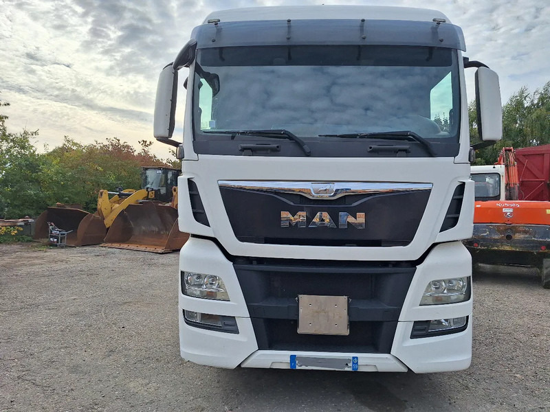 MAN TGX 18.480 TGX 18.480 - Vetopöytäauto: kuva MAN TGX 18.480 TGX 18.480 - Vetopöytäauto MAN TGX 18.480 TGX 18.480 - Vetopöytäauto: kuva MAN TGX 18.480 TGX 18.480 - Vetopöytäauto