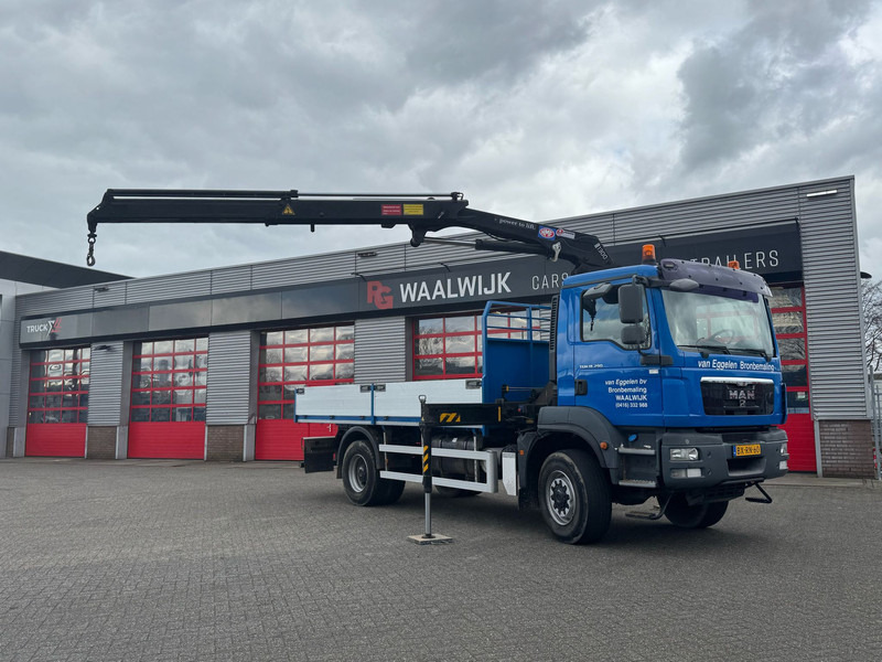 MAN TGM 18-290 4x4 Kraan met Open laadbak HMF Kraan 13 T - Nosturiauto: kuva MAN TGM 18-290 4x4 Kraan met Open laadbak HMF Kraan 13 T - Nosturiauto MAN TGM 18-290 4x4 Kraan met Open laadbak HMF Kraan 13 T - Nosturiauto: kuva MAN TGM 18-290 4x4 Kraan met Open laadbak HMF Kraan 13 T - Nosturiauto