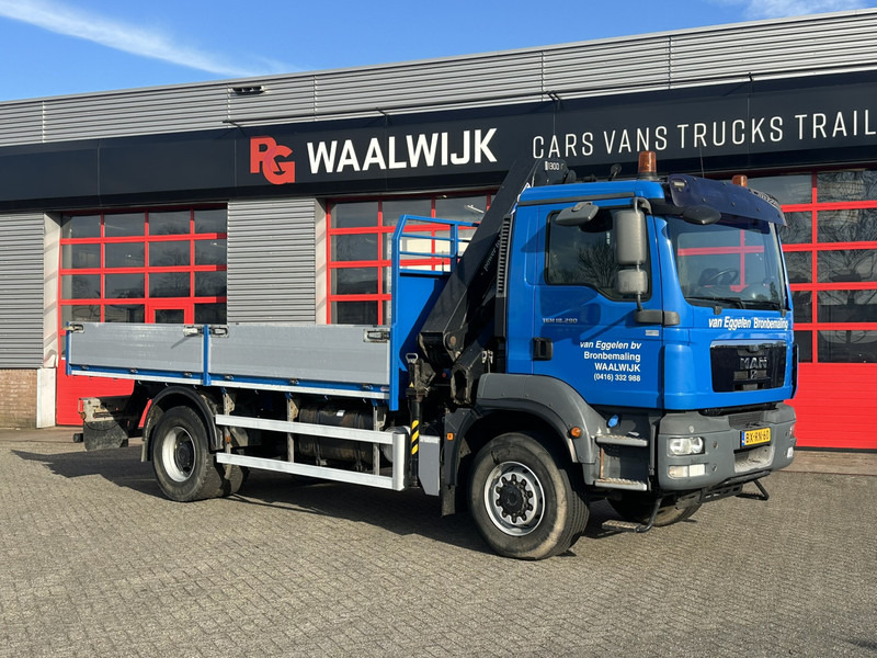 MAN TGM 18-290 4x4 Kraan met Open laadbak HMF Kraan 13 T - Nosturiauto: kuva MAN TGM 18-290 4x4 Kraan met Open laadbak HMF Kraan 13 T - Nosturiauto MAN TGM 18-290 4x4 Kraan met Open laadbak HMF Kraan 13 T - Nosturiauto: kuva MAN TGM 18-290 4x4 Kraan met Open laadbak HMF Kraan 13 T - Nosturiauto