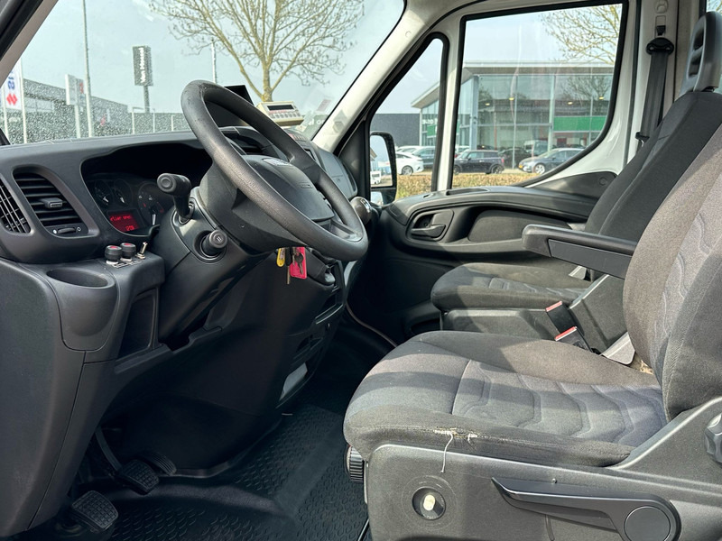 Tavara-auto Iveco Daily 35S12 werkhoogte 12 meter APK 17-01-2026: kuva Tavara-auto Iveco Daily 35S12 werkhoogte 12 meter APK 17-01-2026 Tavara-auto Iveco Daily 35S12 werkhoogte 12 meter APK 17-01-2026: kuva Tavara-auto Iveco Daily 35S12 werkhoogte 12 meter APK 17-01-2026