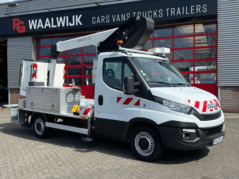 Iveco Daily 35S14 2 Person, Km 31.936!! 4x gestempeld, 2 persoonslift - Tavara-auto: kuva Iveco Daily 35S14 2 Person, Km 31.936!! 4x gestempeld, 2 persoonslift - Tavara-auto Iveco Daily 35S14 2 Person, Km 31.936!! 4x gestempeld, 2 persoonslift - Tavara-auto: kuva Iveco Daily 35S14 2 Person, Km 31.936!! 4x gestempeld, 2 persoonslift - Tavara-auto