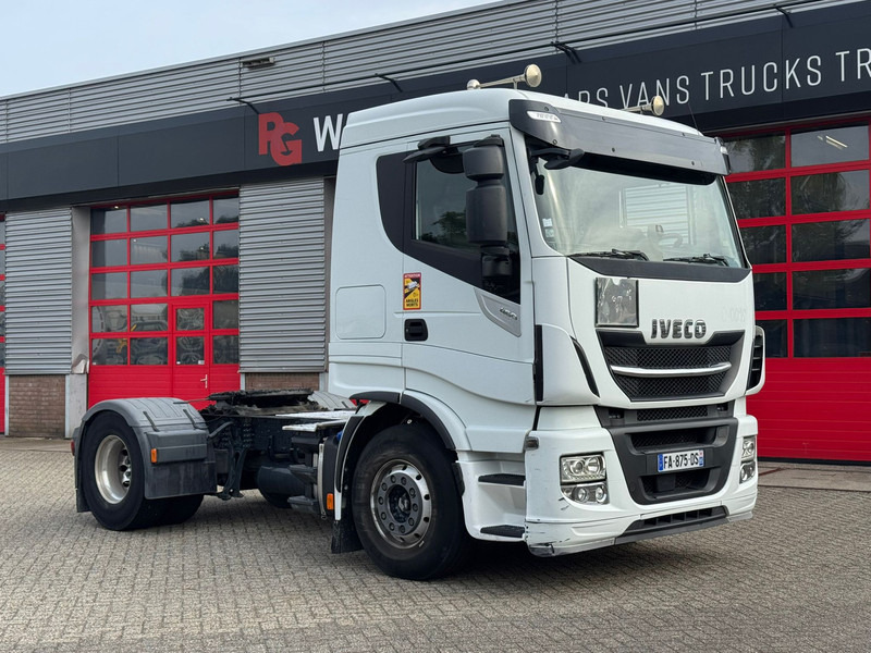 Iveco Stralis AS440S46 ADR Retarder - Vetopöytäauto: kuva Iveco Stralis AS440S46 ADR Retarder - Vetopöytäauto Iveco Stralis AS440S46 ADR Retarder - Vetopöytäauto: kuva Iveco Stralis AS440S46 ADR Retarder - Vetopöytäauto