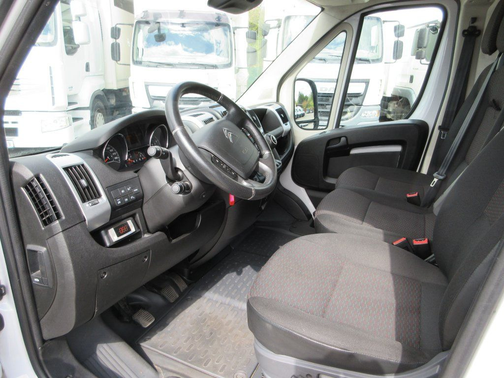 Citroën Jumper 2,2 HDi - Kylmäauto: kuva  Citroën Jumper 2,2 HDi - Kylmäauto Citroën Jumper 2,2 HDi - Kylmäauto: kuva  Citroën Jumper 2,2 HDi - Kylmäauto