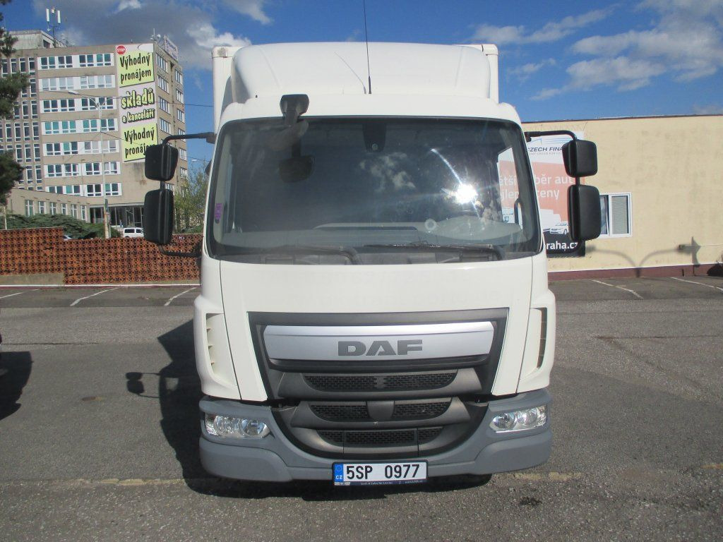 DAF LF 180 mit LBW - Jakeluauto: kuva DAF LF 180 mit LBW - Jakeluauto DAF LF 180 mit LBW - Jakeluauto: kuva DAF LF 180 mit LBW - Jakeluauto