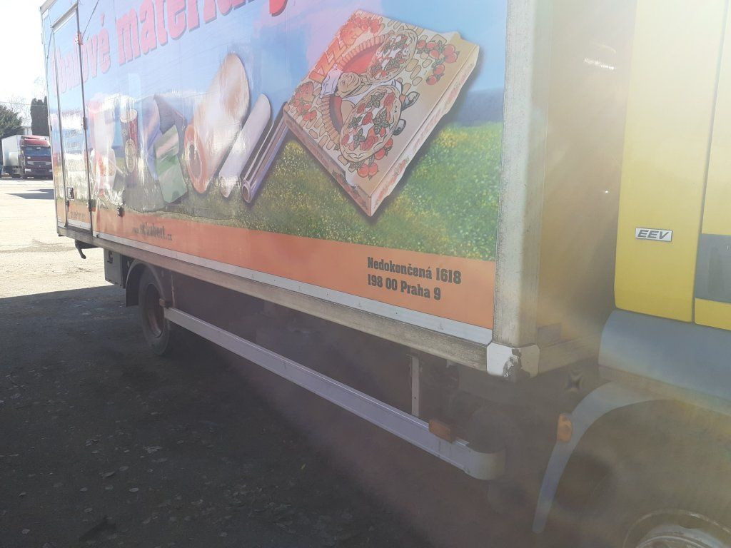 DAF LF45.210 mit Carrier Motorschaden engineproblem - Refrigeraattori kuorma-auto: kuva DAF LF45.210 mit Carrier Motorschaden engineproblem - Refrigeraattori kuorma-auto DAF LF45.210 mit Carrier Motorschaden engineproblem - Refrigeraattori kuorma-auto: kuva DAF LF45.210 mit Carrier Motorschaden engineproblem - Refrigeraattori kuorma-auto