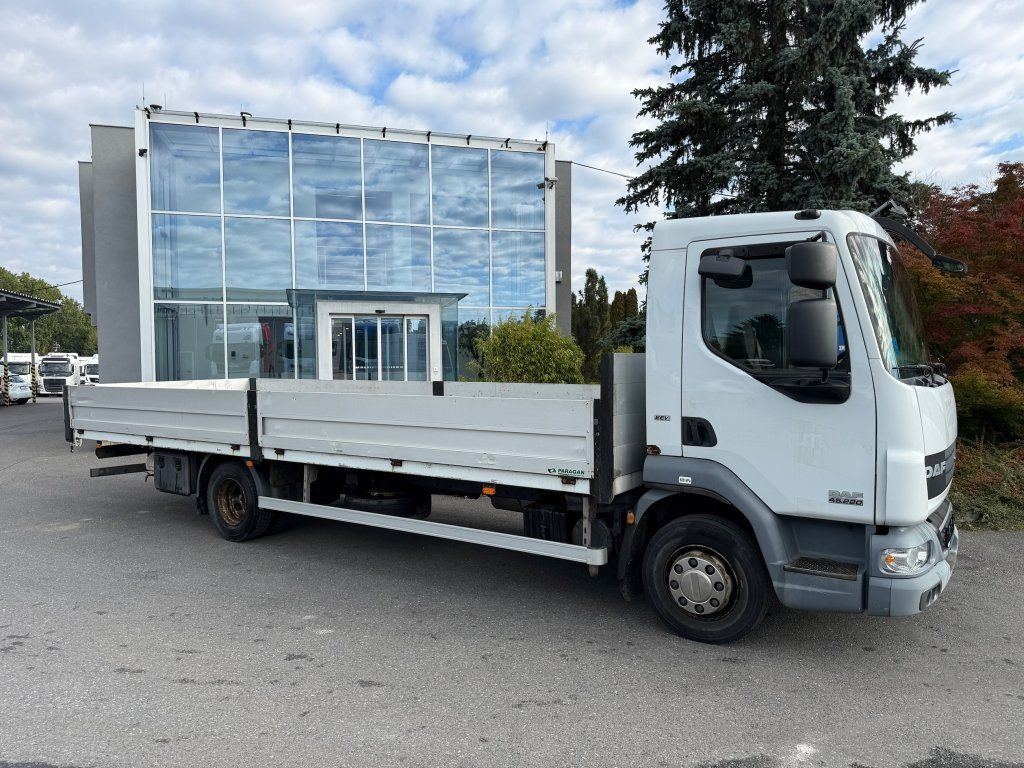 DAF LF45.220 EURO 5 - Lava-kuorma-auto: kuva DAF LF45.220 EURO 5 - Lava-kuorma-auto DAF LF45.220 EURO 5 - Lava-kuorma-auto: kuva DAF LF45.220 EURO 5 - Lava-kuorma-auto