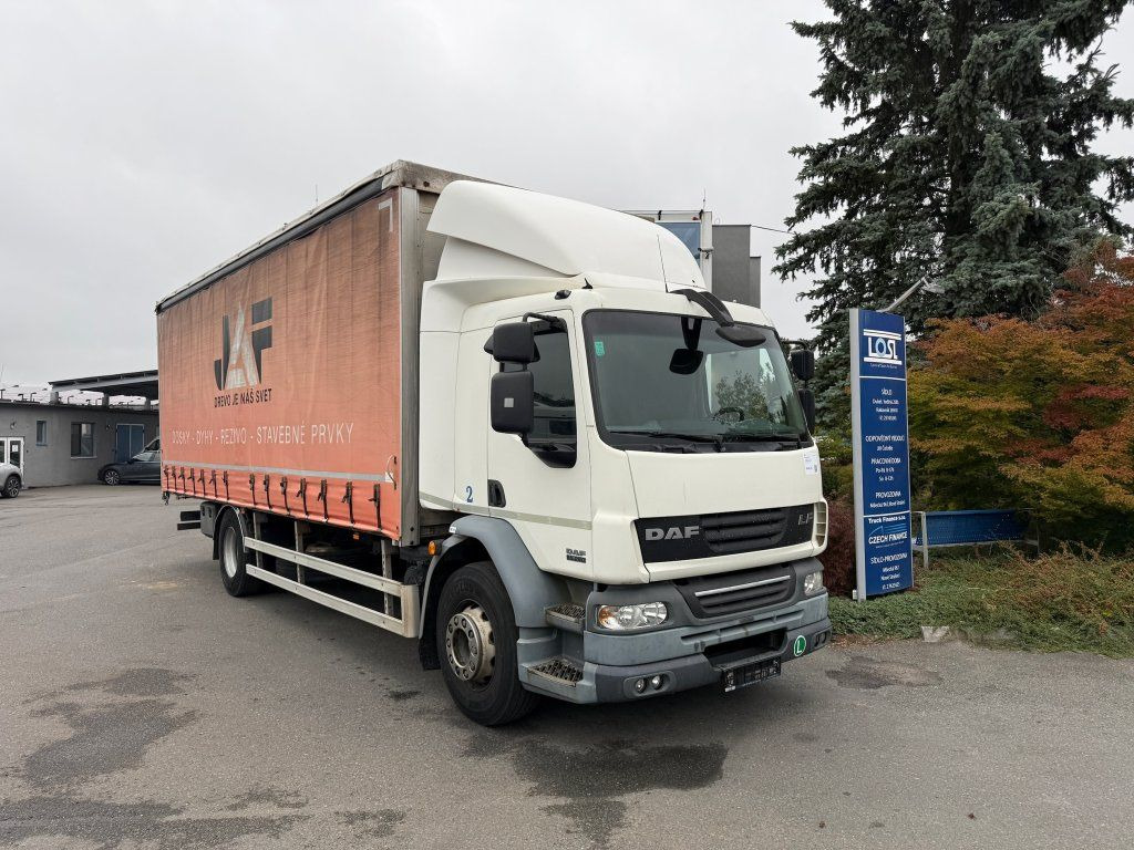 DAF LF55.250 EURO 4 - Pressukapelli kuorma-auto: kuva  DAF LF55.250 EURO 4 - Pressukapelli kuorma-auto DAF LF55.250 EURO 4 - Pressukapelli kuorma-auto: kuva  DAF LF55.250 EURO 4 - Pressukapelli kuorma-auto