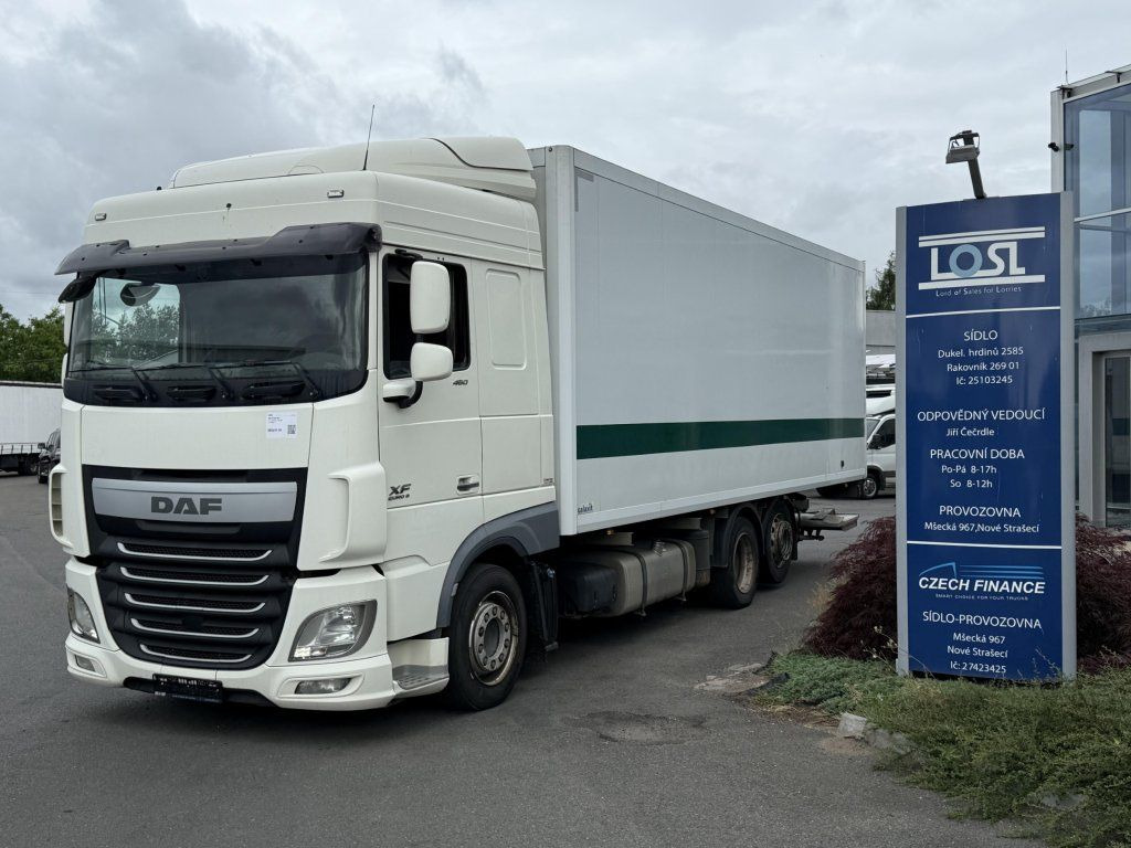 DAF XF460 6x2 EURO 6 - Umpikori kuorma-auto: kuva DAF XF460 6x2 EURO 6 - Umpikori kuorma-auto DAF XF460 6x2 EURO 6 - Umpikori kuorma-auto: kuva DAF XF460 6x2 EURO 6 - Umpikori kuorma-auto