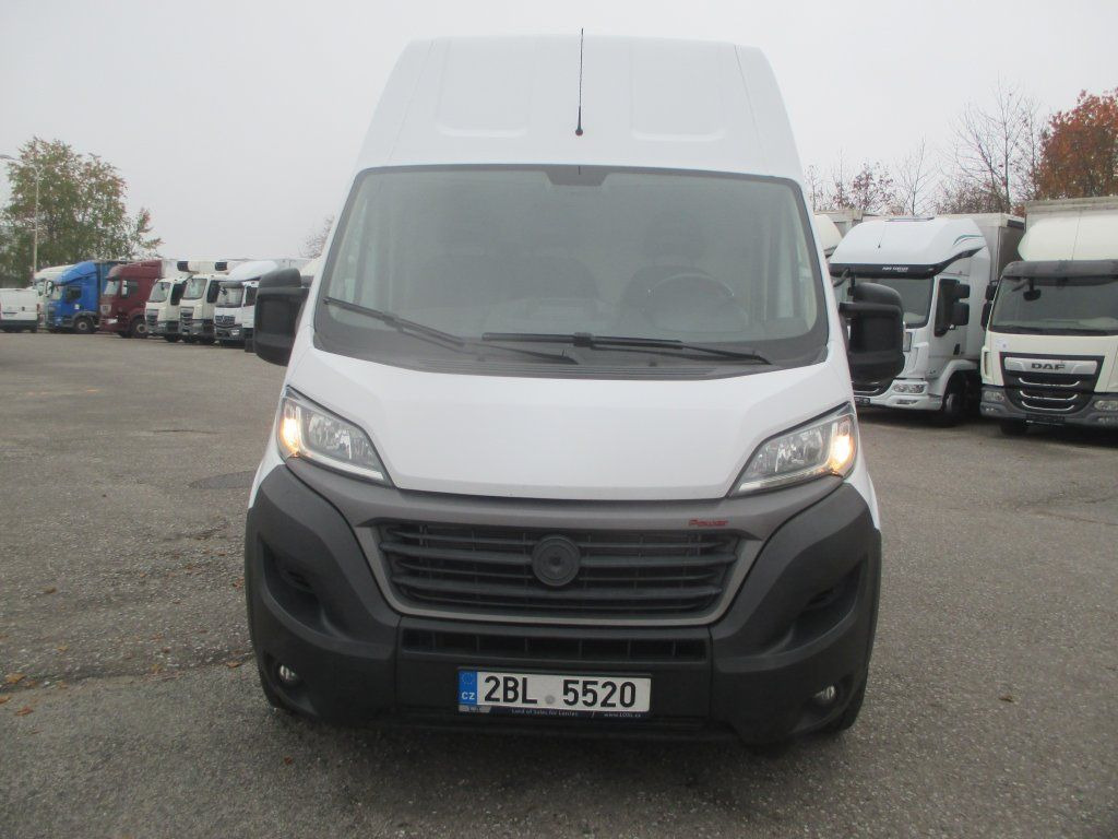 Fiat Ducato 2,3 , L4H3 - Pieni pakettiauto: kuva Fiat Ducato 2,3 , L4H3 - Pieni pakettiauto Fiat Ducato 2,3 , L4H3 - Pieni pakettiauto: kuva Fiat Ducato 2,3 , L4H3 - Pieni pakettiauto